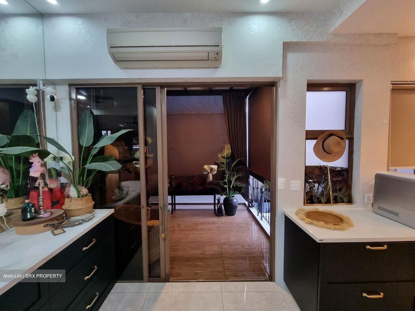 Bedok Road (D16), Terrace #497977451